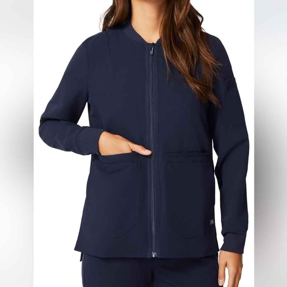 Figs Scrubs Technical Collection Women’s Bellery Jacket. Navy XL.